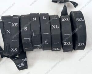 Suurusesilt rõivastele XS - 2XL /tikitud /must
